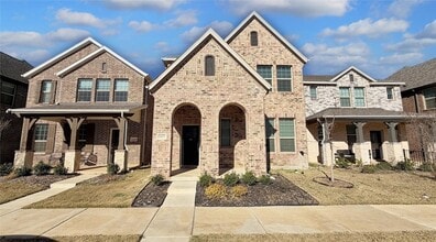 Building Photo - 2653 Acadia Dr