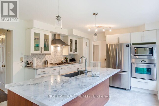 Building Photo - 1272 Cermel Dr