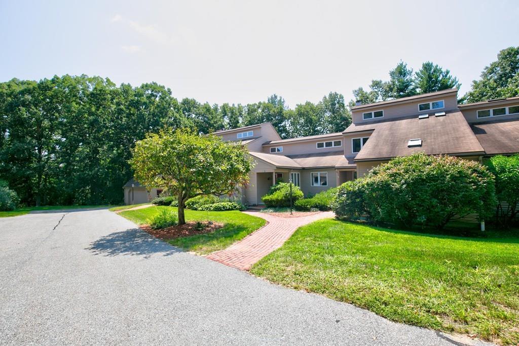 Entrance - 25 Monadnock Dr
