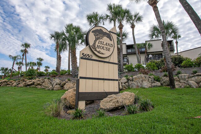 Building Photo - 5650 A1A S