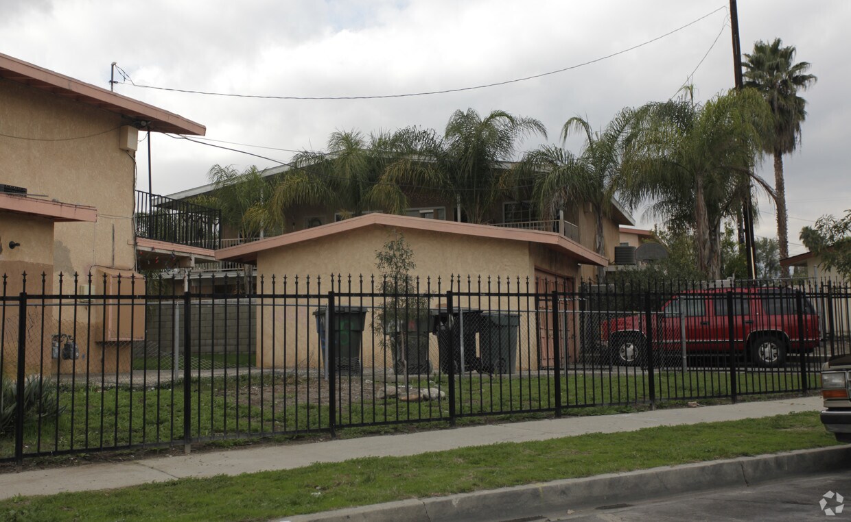 Building Photo - 1346 Virginia Ave