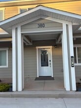 Building Photo - 380 Utah Ave