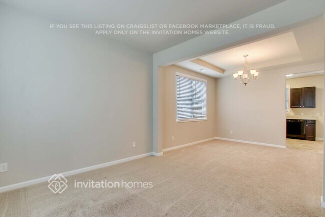 Foto del edificio - 2240 Bonny Glen Cir