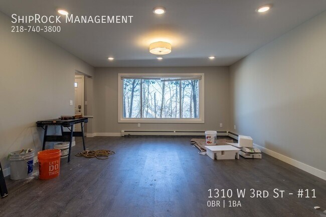 Building Photo - 1310 W 3rd St
