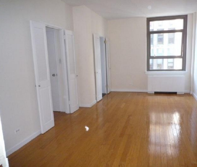 Primary Photo - 6 Park Ave