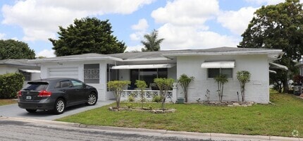 Building Photo - 1020 NW 74th Ave