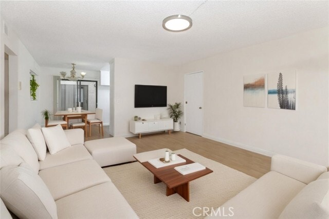 Foto principal - 914 E Elk Ave
