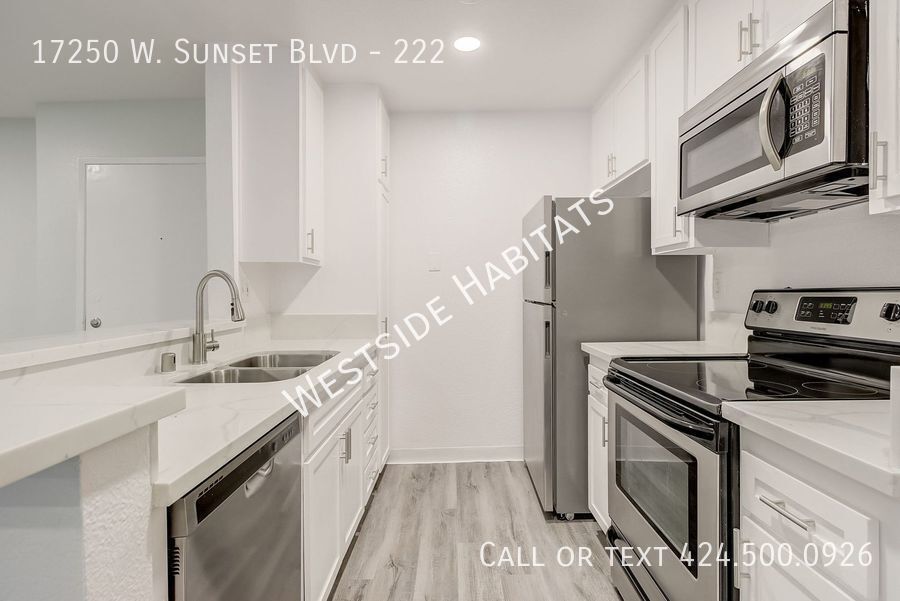 Primary Photo - 17250 Sunset Blvd