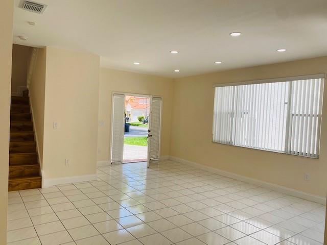 Building Photo - 3145 N 37th Ave