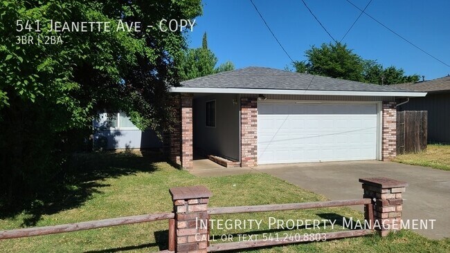 Foto del edificio - 541 Jeanette Ave