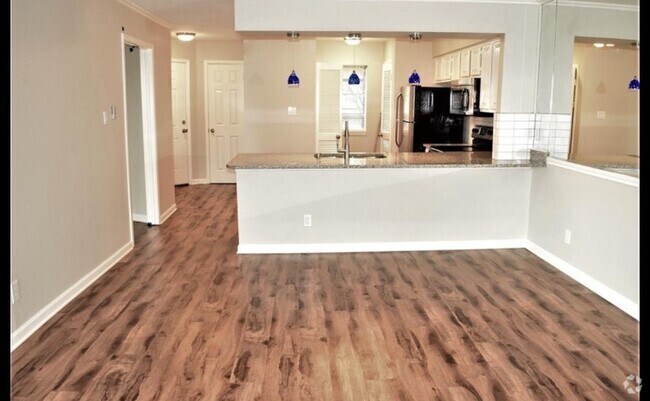 Building Photo - 108 Henry Chandler Dr