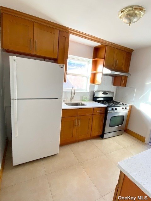 Foto del edificio - 156-12 Sanford Ave
