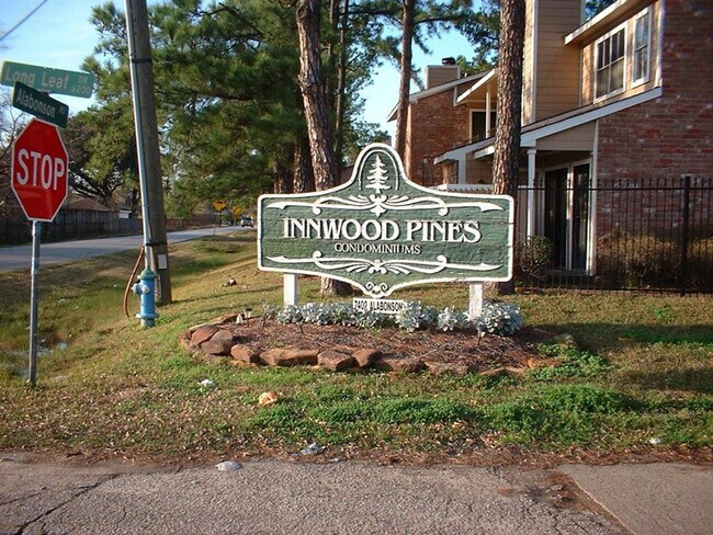 Foto del edificio - 7402 Alabonson Rd