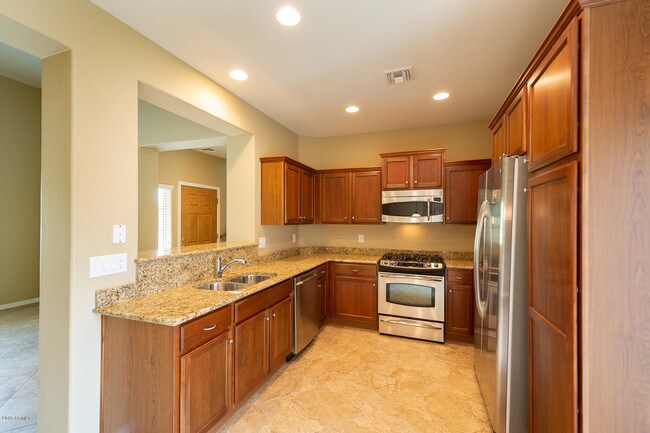 Foto del edificio - 3935 E Cat Balue Dr