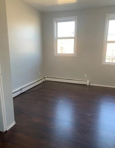 Building Photo - 231 3rd St