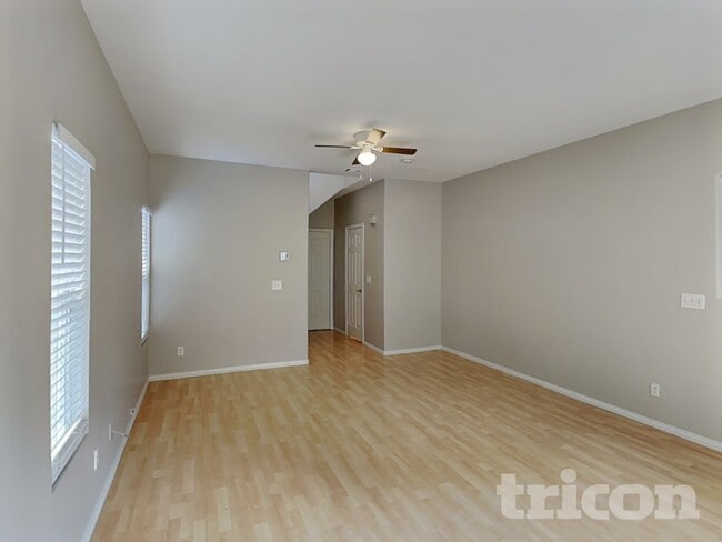 Foto del edificio - 1445 Little Spring Ct