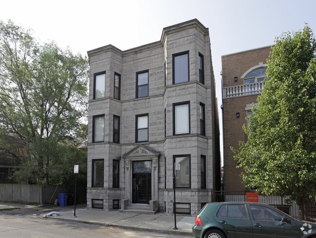 Building Photo - 1713 W Julian St