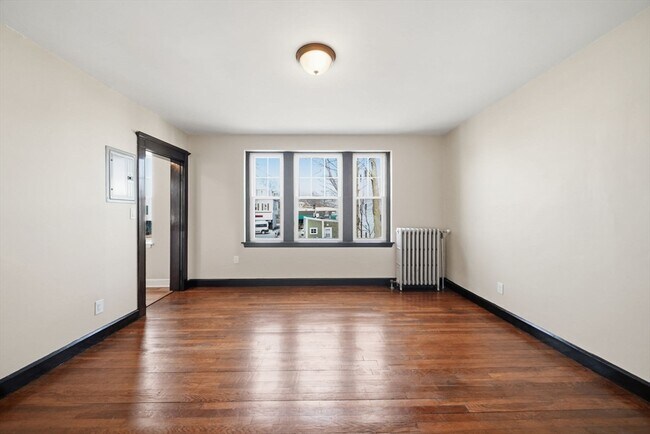 Foto del edificio - 41 Richardson Ave