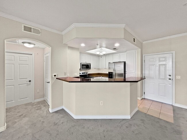 Foto del edificio - Beautiful 2BD/2BA Condo in La Jolla W/ W/D...