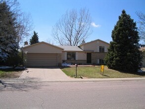 Building Photo - 3159 S Mobile Way
