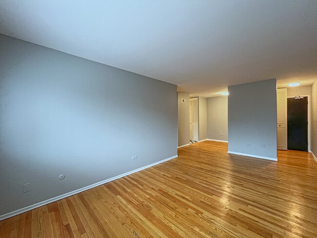 Foto del edificio - 742 W Buena Ave
