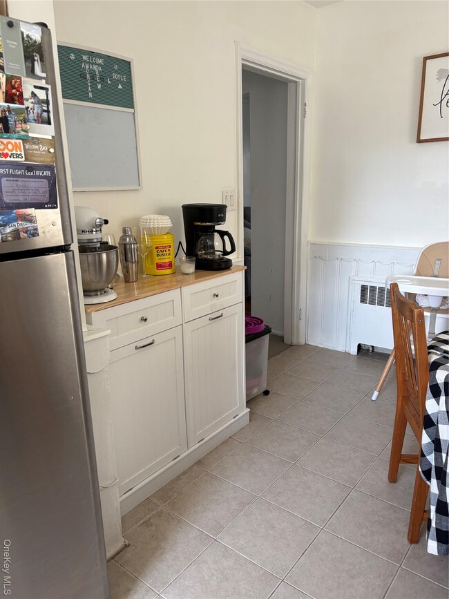 Foto del edificio - 344 E Penn St