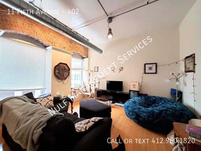 Building Photo - 11 Fifth Ave