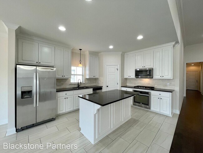 Building Photo - 3 br, 2 bath House - 17229 Ledgestone Dr