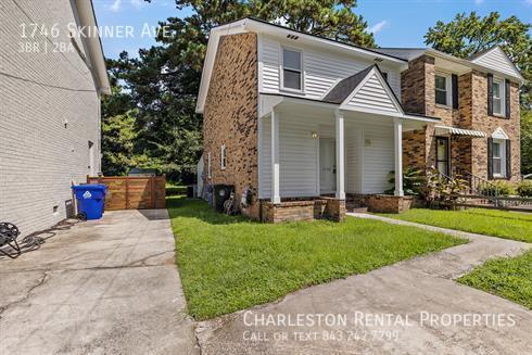 Building Photo - 1746 Skinner Ave