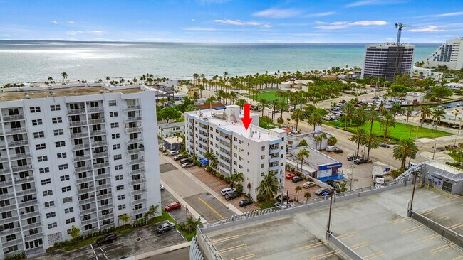 Foto del edificio - 2900 Banyan St