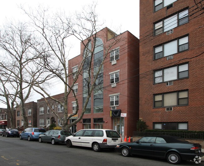 Building Photo - 40-21 69th St