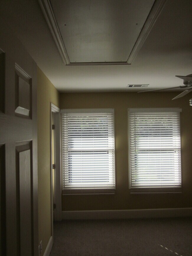 Bedroom - 3720 Knight St