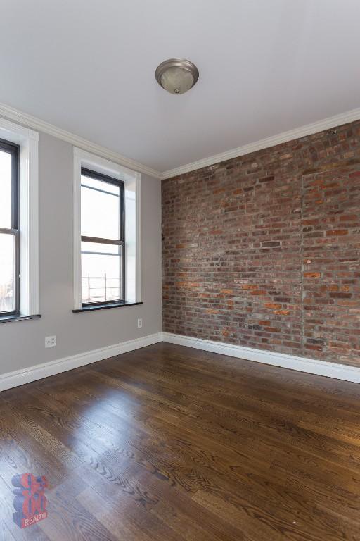 Foto del edificio - 340 E 18th St