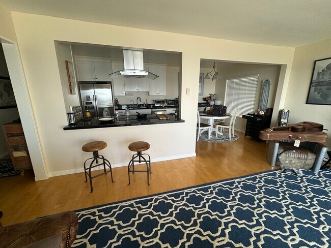 Foto del edificio - 18139 Coastline Dr