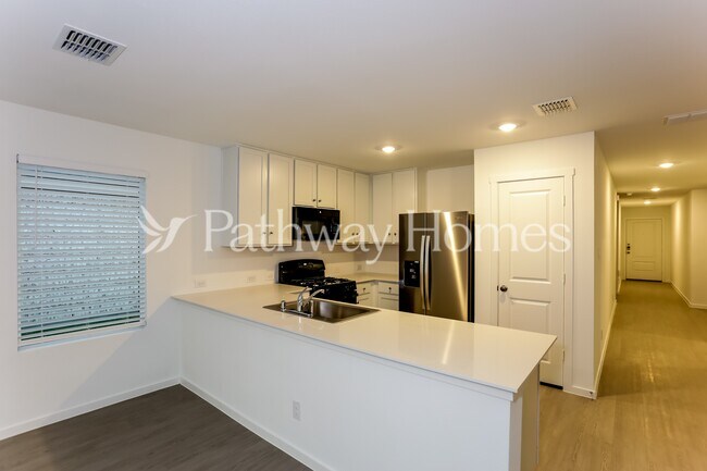 Building Photo - 1533 Lanner Mdws Ln