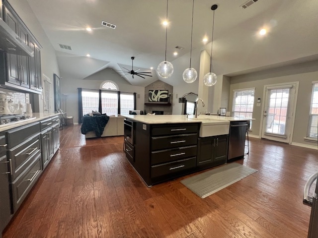 Foto del edificio - 11786 Golden Bell Ln