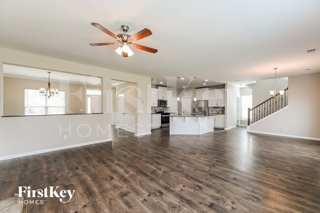 Building Photo - 409 Flat Rock Ln