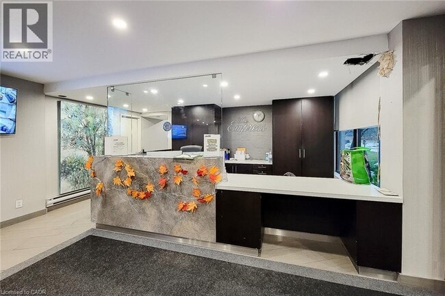 Building Photo - 700 Dynes Rd