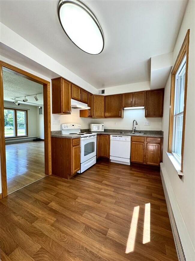 Foto del edificio - 3118 Harvey St