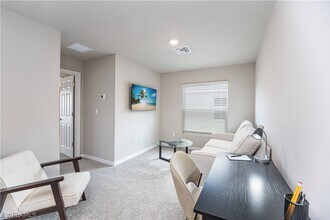 Building Photo - 15172 Wildflower Cir