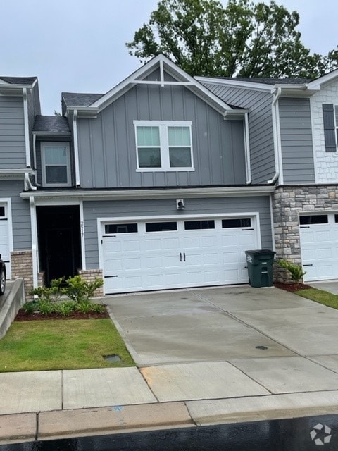Building Photo - 2517 Greenmarket Dr