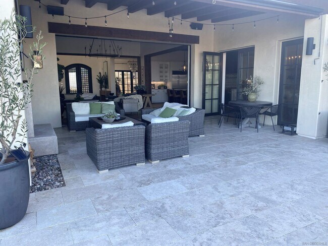 Building Photo - 7867 Sendero Angelica