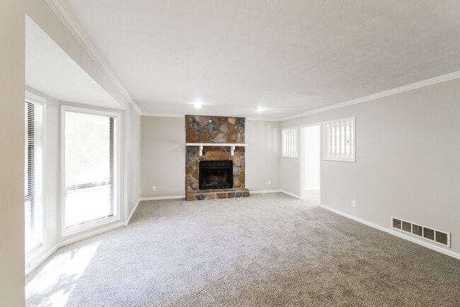 Foto del edificio - 5017 Dekalb Way