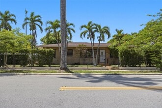 Building Photo - 1200 SW 18th Ave