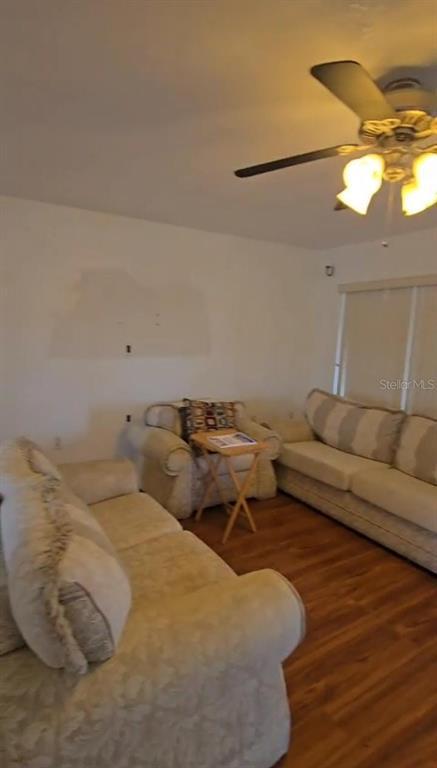 Foto del edificio - 13803 Corrine Key Pl