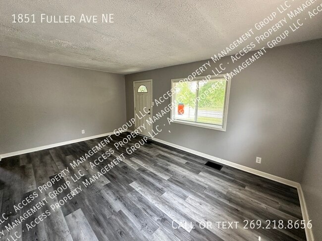 Building Photo - 1851 Fuller Ave NE