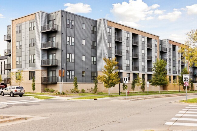 Foto del edificio - Rya Apartments