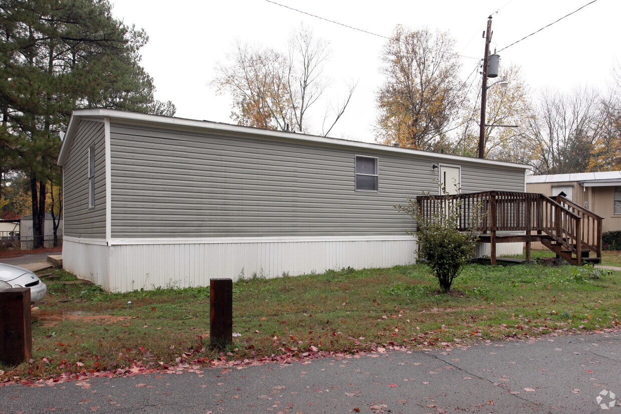 Building Photo - Edmondson Mobile Home Park