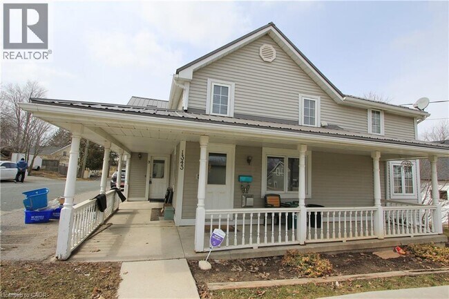 Photo du bâtiment - 1343 King St N