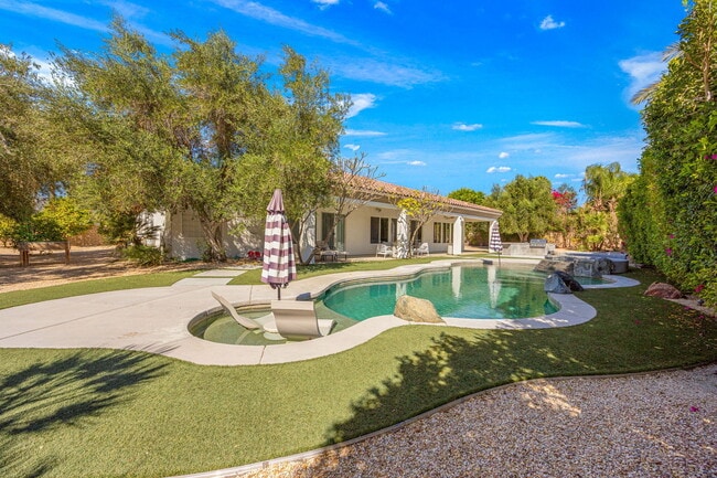 Foto del edificio - 49392 Hohokam River St